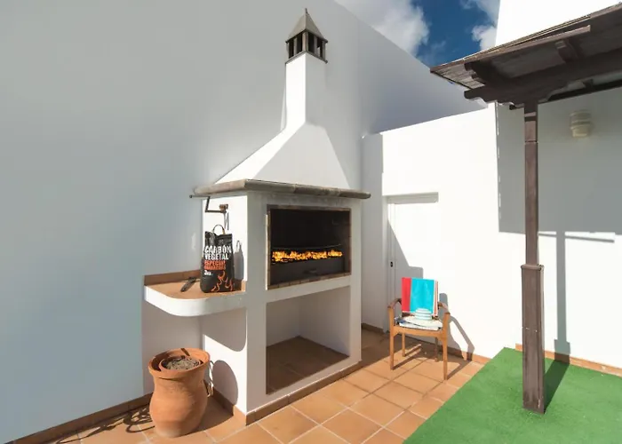 Reyes Semesterbostad Tías